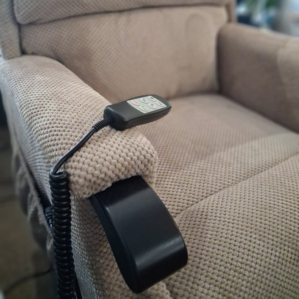 Ex-Display Manchester Lift & Rise Recliner